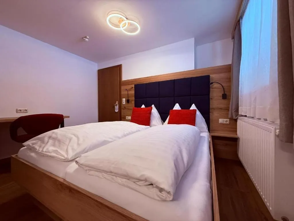** Couette-café Pension Ledererguetl - Jokercard & Parkplatz Inkl Saalbach-Hinterglemm Autriche