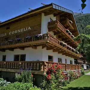 Cornelia Solden