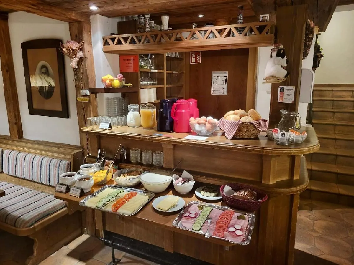 Bed & Breakfast Pension Ledererguetl - Jokercard & Parkplatz Inkl Saalbach-Hinterglemm
