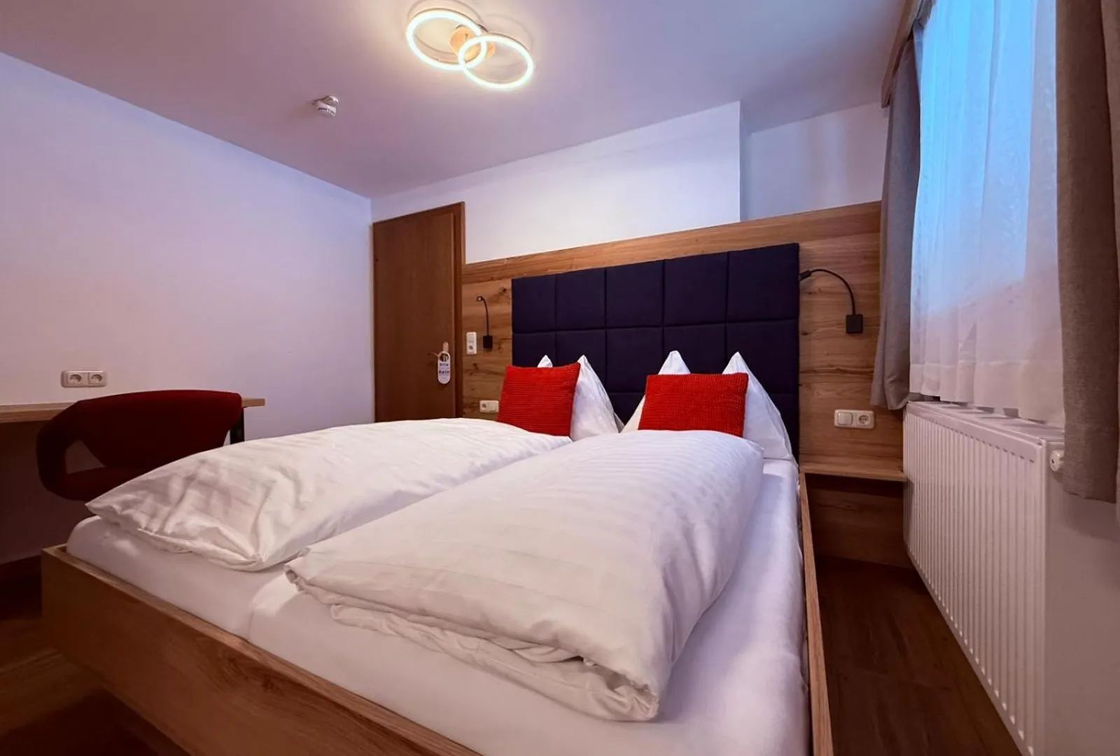 Pension Ledererguetl - Jokercard & Parkplatz Inkl 2*, Saalbach-Hinterglemm